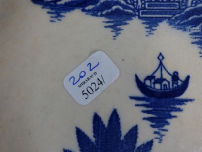 Partie de service dans le goût Chinois blanc...