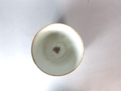 Cache-pot en porcelaine blanc bleu à décor...