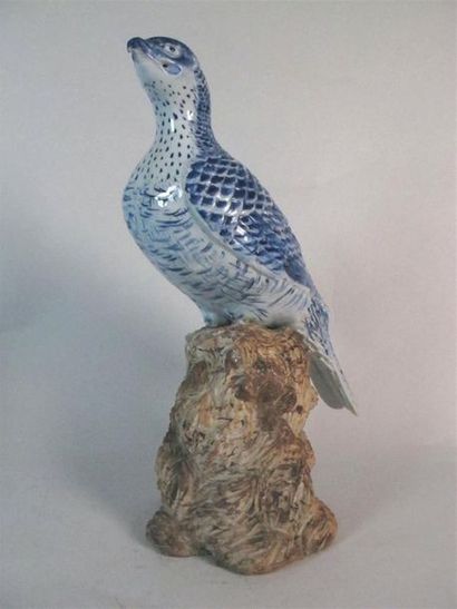 JAPON
Rapace en porcelaine bleu blanc sur...