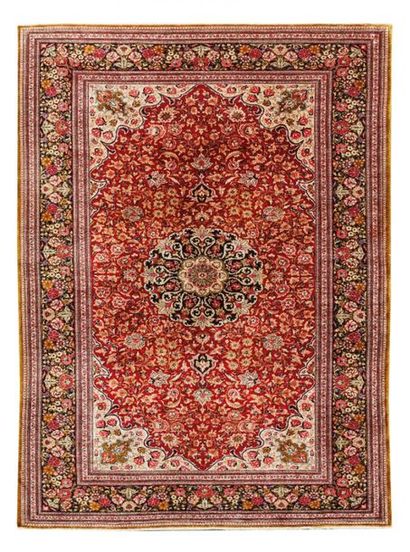 Tapis GHOUM en soie (chaîne, trame et velours...