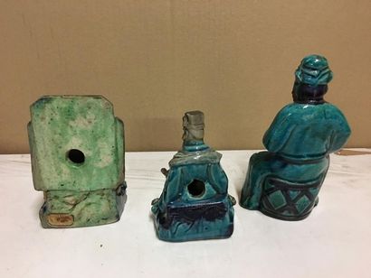 CHINE
Ensemble de pièces en céramique émaillée...