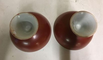 CHINE
Ensemble de pièces en céramique émaillée...