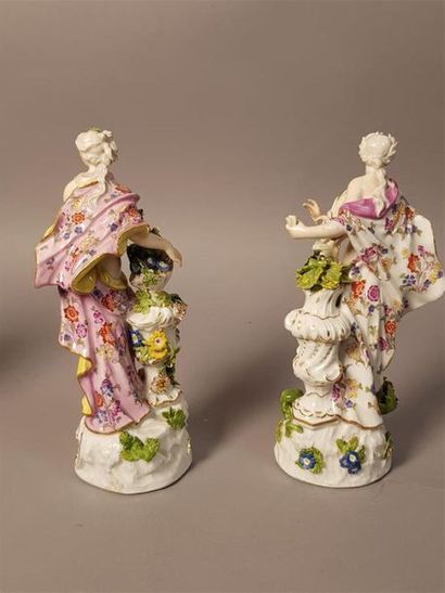 MEISSEN 
Suite de quatre figurines en porcelaine,...