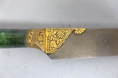 Kard indien 
Poignée en jade néphrite vert...