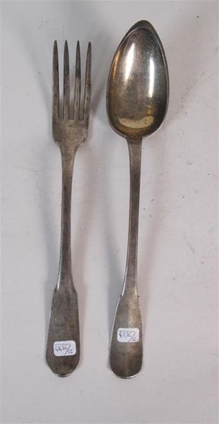 Fourchette et cuiller à ragoût en argent...