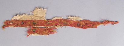 Ensemble de huit fragments de textiles C...