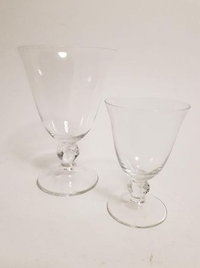 DAUM : partie de service composé de 13 verres...
