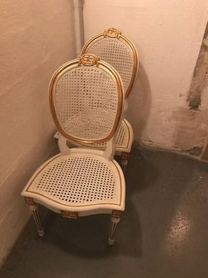 Lot de 6 chaises cannées accidents et deux...
