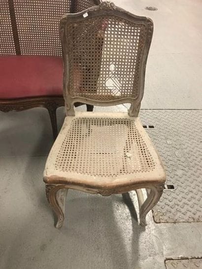 Lot de 6 chaises cannées accidents et deux...