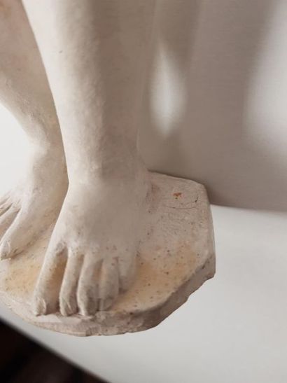 d'après Aristide MAILLOL 
Femme nue les bras...