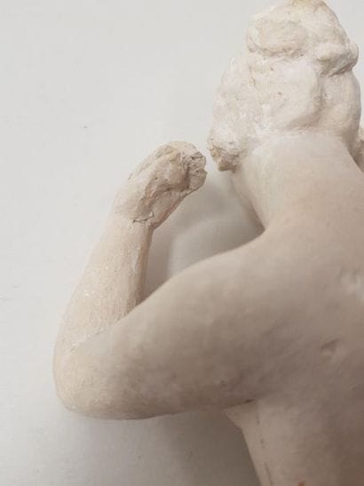 d'après Aristide MAILLOL 
Femme nue les bras...