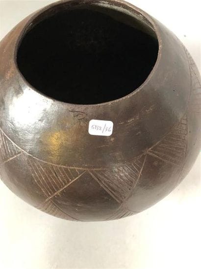 Pot à bière orghum Zulu
Diam. : 27 cm