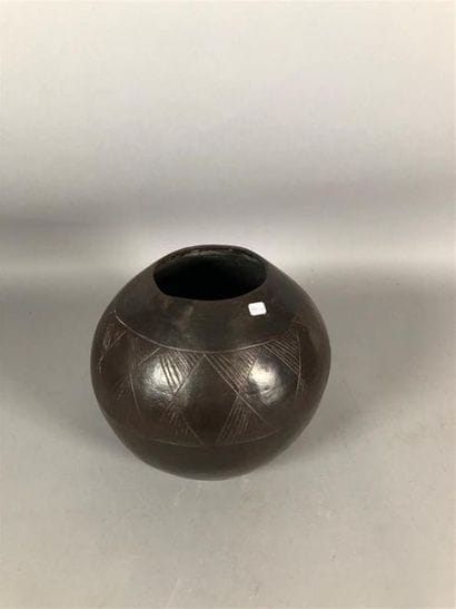 Pot à bière orghum Zulu
Diam. : 27 cm