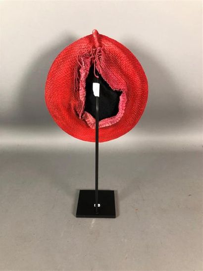 Petit chapeau zulu en coton, socle inclu
Diam....