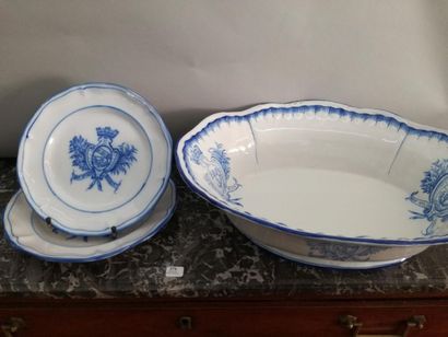 Saint Clément : bassin et deux assiettes...