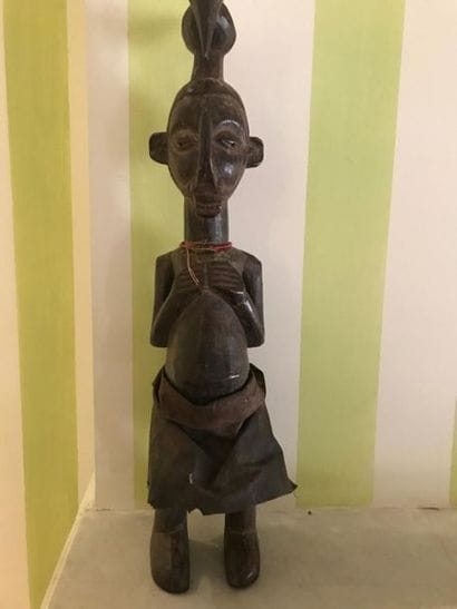 Statue africaine en bois 