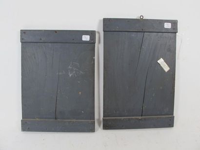 Deux panneaux en bois peint 
Début XXème...