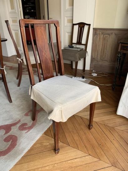 Suite de six chaises de salle à manger en...