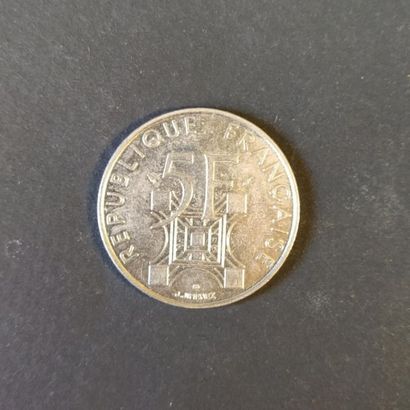 Lot de 25 billets de 500 F, 10 billets de...