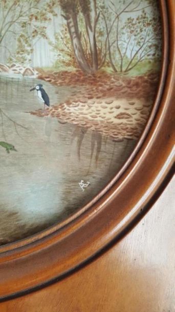 Paire de plats circulaires en porcelaine...