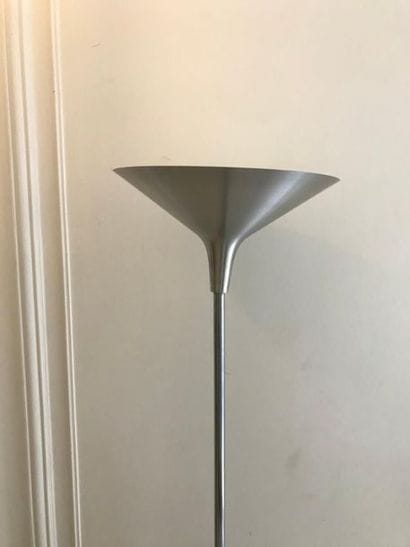 Lampadaire en métal chromé, années 1970
H....