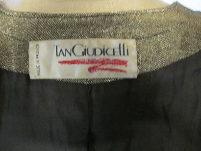Ensemble de deux vestes en perles brodées...