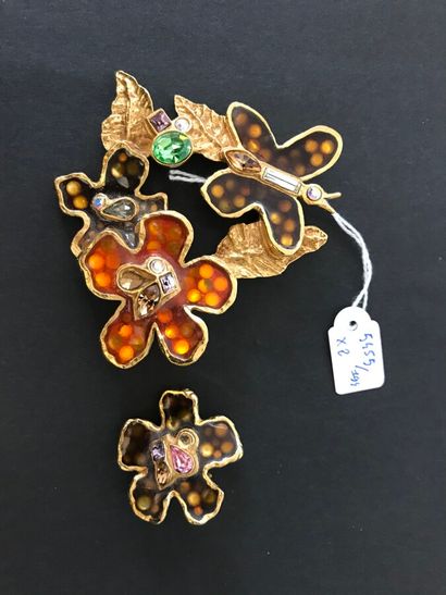 CHRISTIAN LACROIX PARIS

Broche fleurs et...