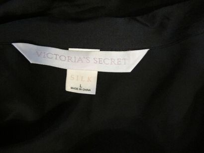 VICTORIA SECRET peignoir réversible noir...