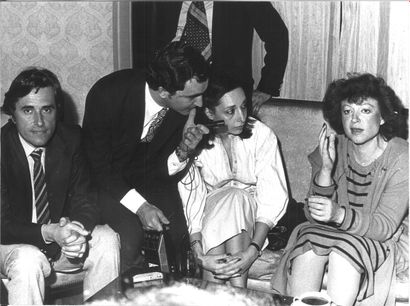 Ensemble de 19 photographies en noir et blanc...
