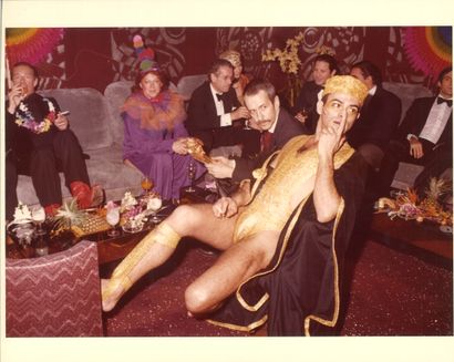 Ensemble de 10 photographies en couleurs...