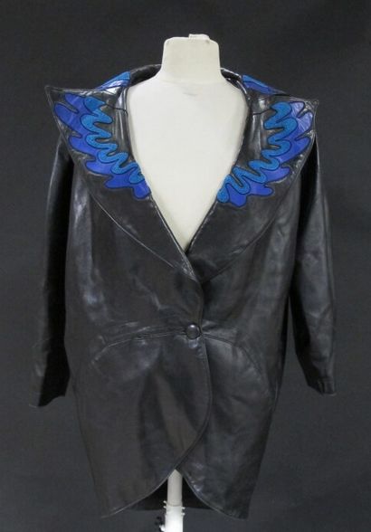 JEAN CLAUDE JITROIS Veste longue en cuir...