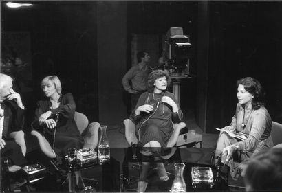 Ensemble de 19 photographies en noir et blanc...