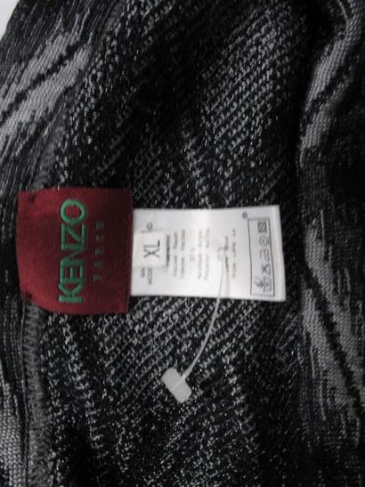 KENZO 

Ensemble comprenant une jupe longue...
