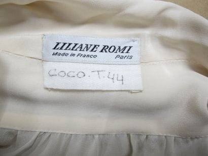 LILIANE ROMI

Ensemble comprenant une jupe...