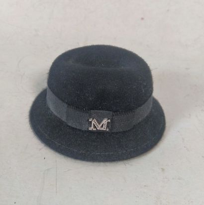 MAISON MICHEL PARIS

Chapeau en feutre noir...