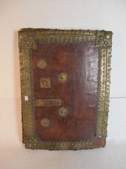 Importante reliure de Bible à âme en bois...