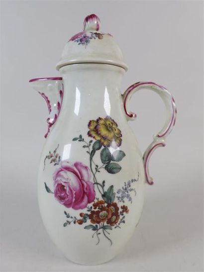ALLEMAGNE, Hochst. Cafetière en porcelaine...
