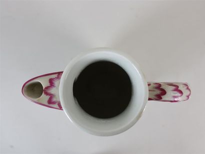 ALLEMAGNE, Hochst. Cafetière en porcelaine...