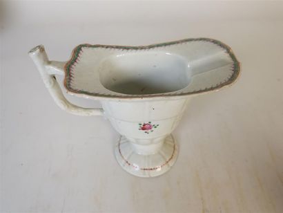 Cie des Indes aiguoère ne porcaline à décor...