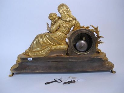 Pendule en bronze doré 