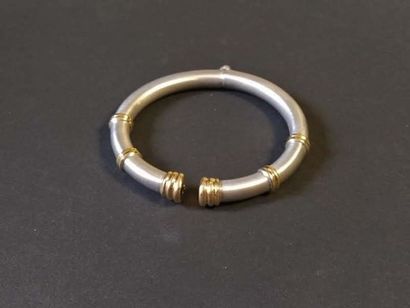 Lalaounis. Bracelet jonc ouvrant, en argent...