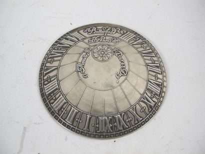 CHRISTOPHLE 
Coquetier et timbale métal argenté...