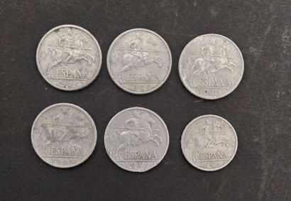 8 pièces de 1 franc en argent
3 pièces de...