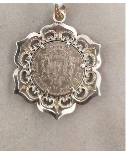 20 francs or monté en pendentif 
Pd : 10,66...