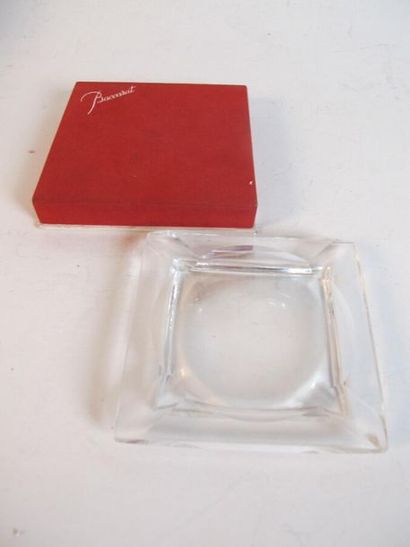 BACCARAT
Cendrier en cristal carré