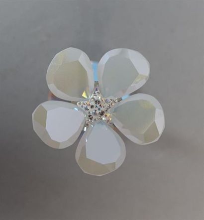 SWAROVSKI
Fleur blanche en cristal de la...