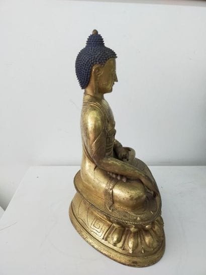 Bouddha en bronze doré
Sino-tibétain
Représenté...