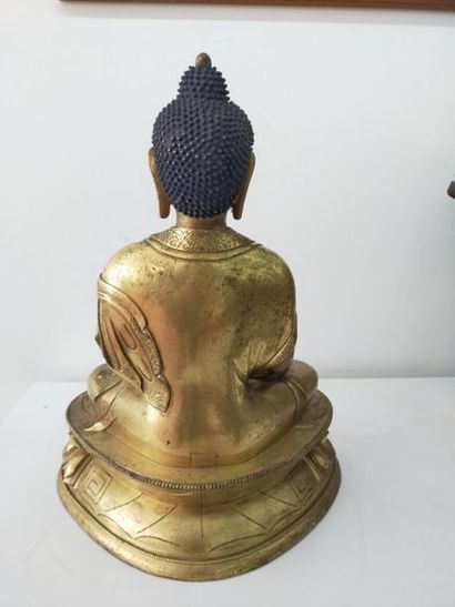 Bouddha en bronze doré
Sino-tibétain
Représenté...