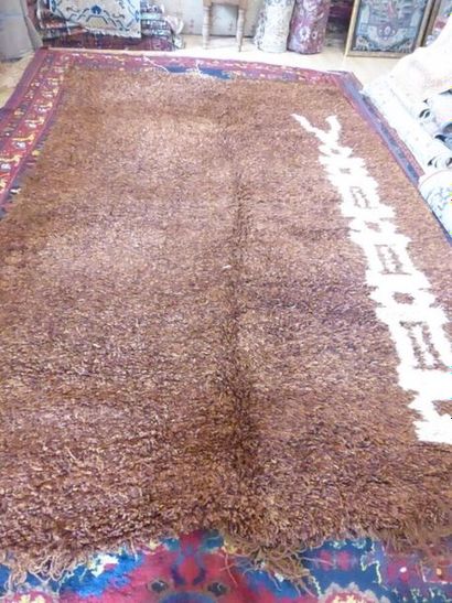 Tapis Malgache, Madagascar, XXème 
Long....