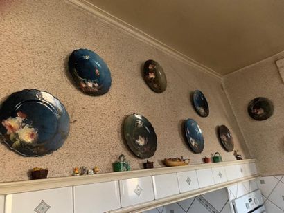 Set of eight blue plates with moving edges...